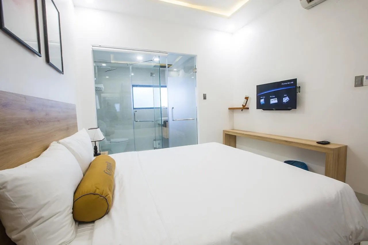 Continent Hotel דה נאנג 3*,
