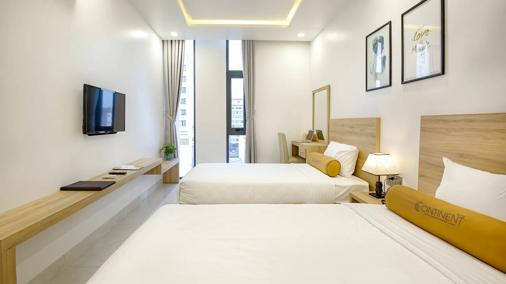 Continent Hotel דה נאנג 3*,