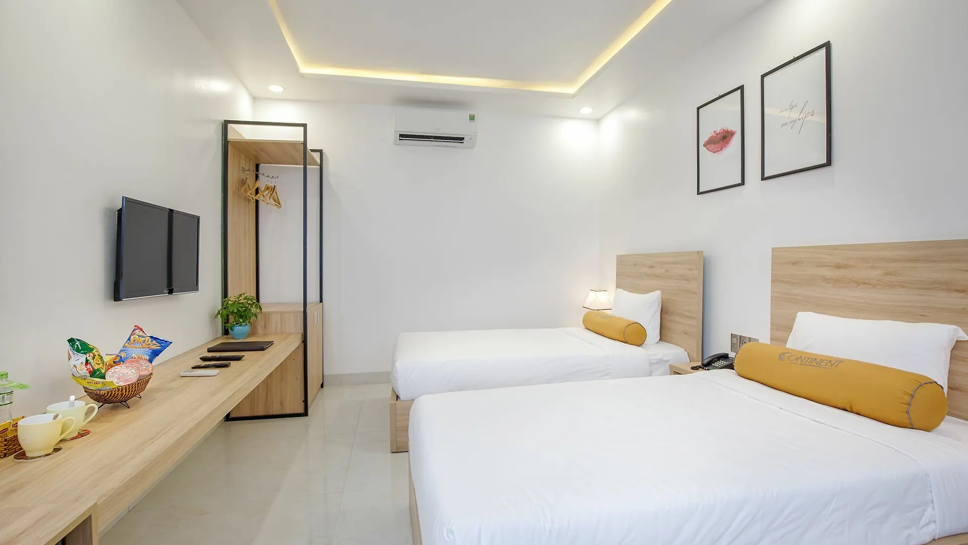 Continent Hotel דה נאנג
